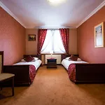 Hotel Palac Akropol 3*