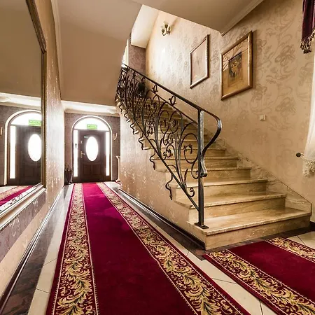 Palac Akropol