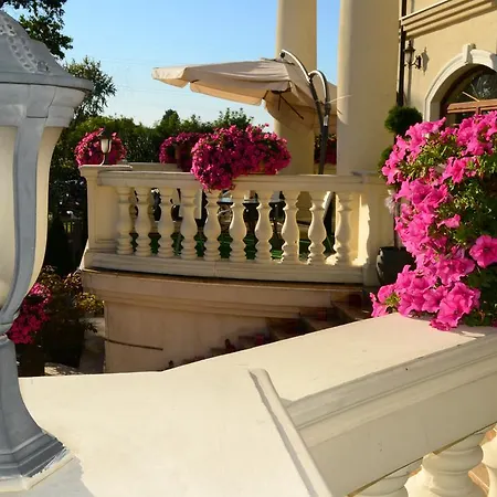 Hotel Palac Akropol