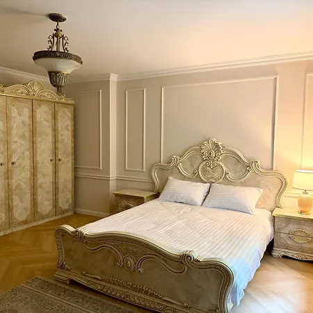 Palac Akropol 3* Lublin