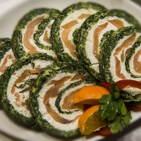 Hotel Pałac Akropol 3*