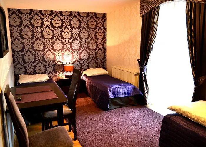 Hotell Palac Akropol 3*